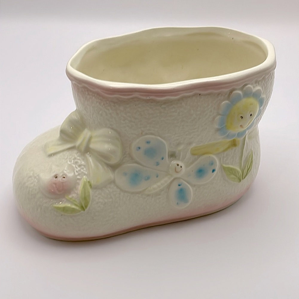 Vintage, Japan, ceramic baby shoe planter,  anthropomorphic flowers/butterfly:))